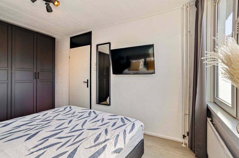 Isaac Sweersstraat 28