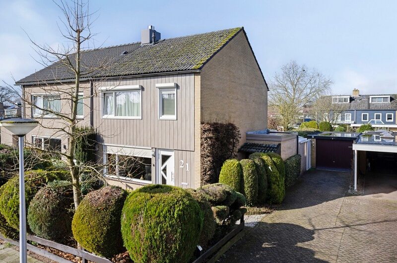 Pastoor Brandsmastraat 21