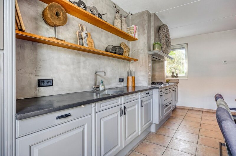 Ten Vaarwerkstraat 12