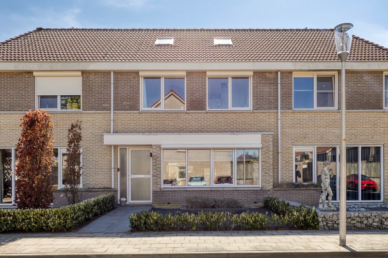 Pinksterbloem 27, Haaksbergen